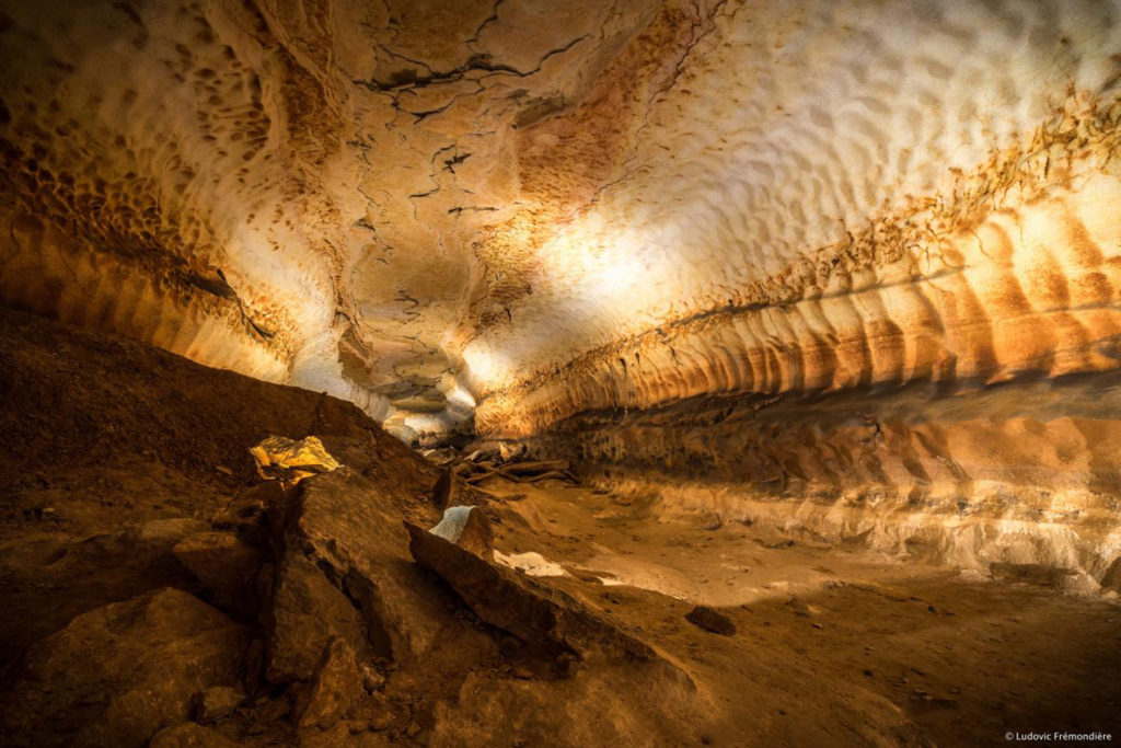 grotte-saint-marcel-ardeche-galerie-des-peintres_ludovic-frei%c2%81mondiere-2016